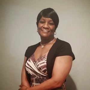 Meet your Posher, Leticia